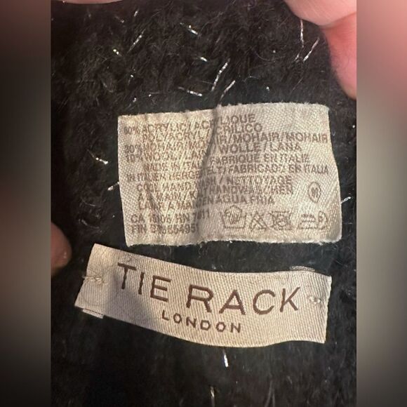 🔥 The Tie Rack London Wool Alpaca Beanie - Picture 4 of 10